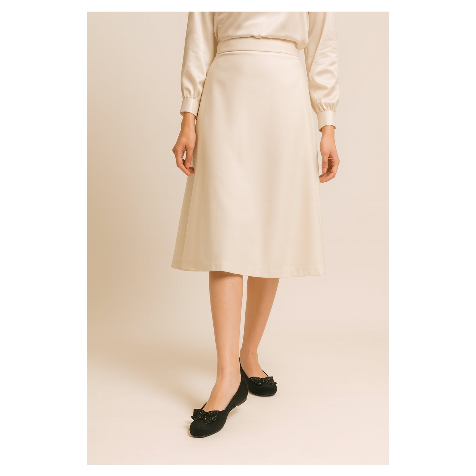 Black Bow Detail Flats – Elegant Everyday Comfort 195