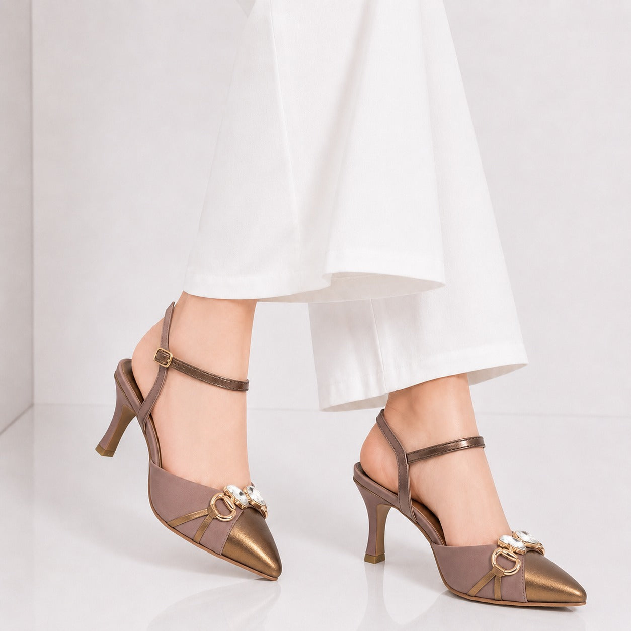 Elegant Rose-Gold Buckle Pointed Heels CR0172