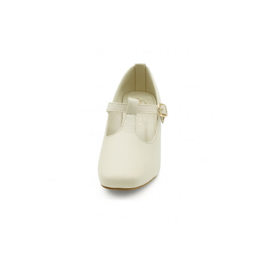 🤍 Cream T-Strap Flats